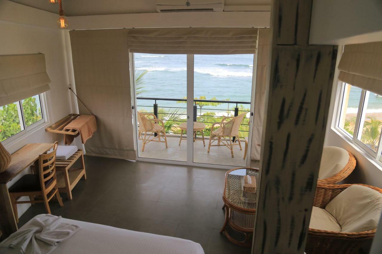 Hotel Toddy By Hoppa à Unawatuna Extérieur photo