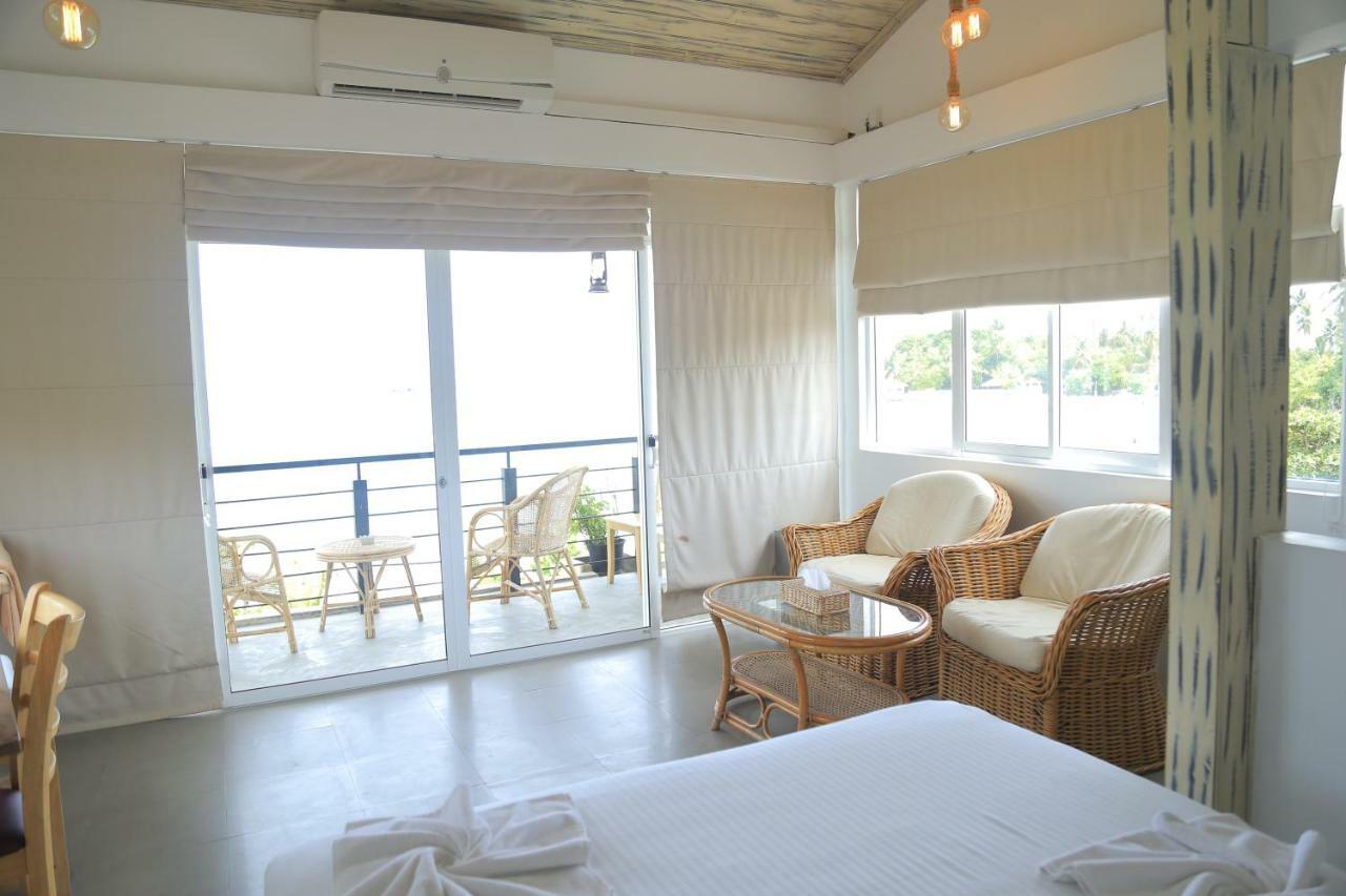Hotel Toddy By Hoppa à Unawatuna Extérieur photo