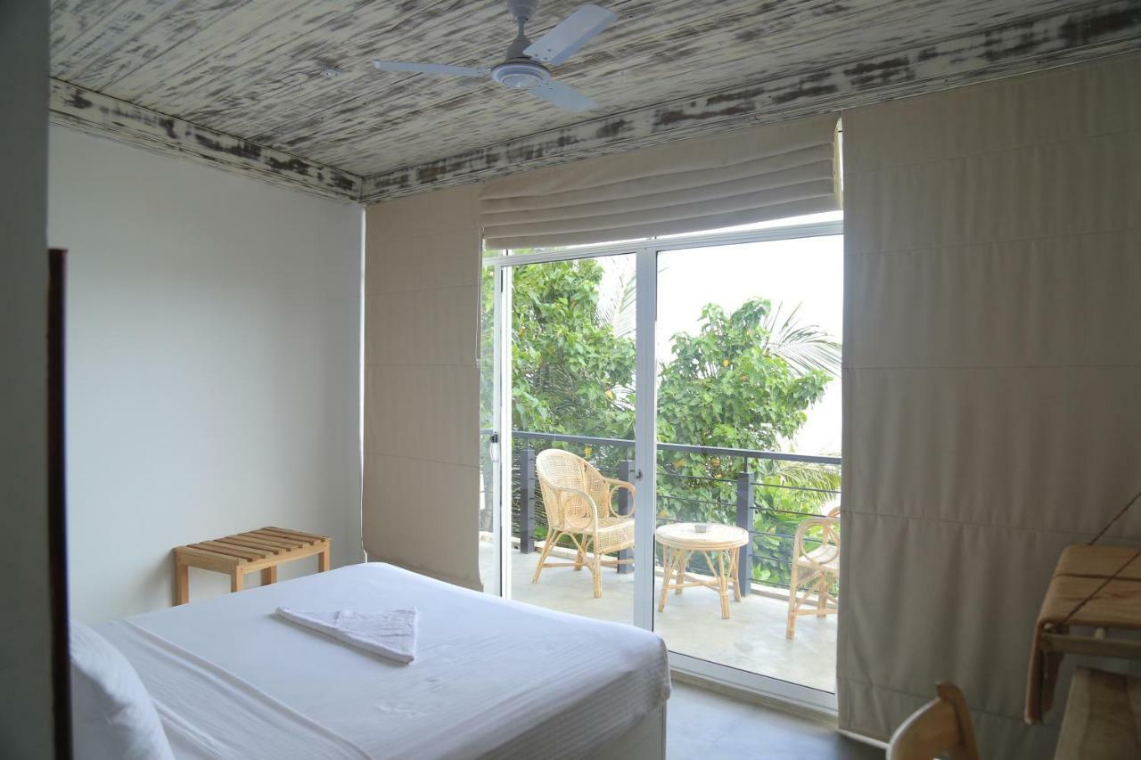Hotel Toddy By Hoppa à Unawatuna Extérieur photo